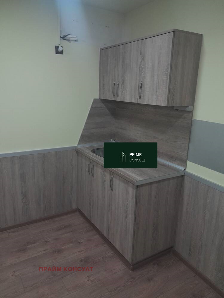 Дава под наем ОФИС, гр. Пловдив, Младежки Хълм, снимка 3 - Офиси - 56459126