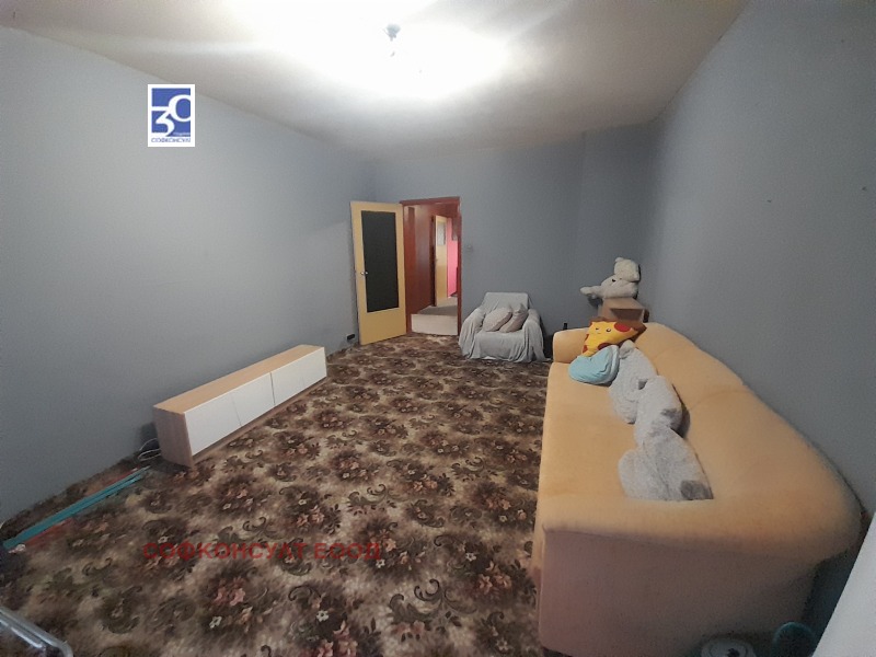 Дава под наем 3-СТАЕН, гр. София, Слатина, снимка 2 - Апартаменти - 53592310