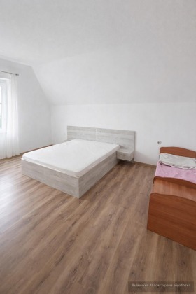 ���� ��� ���� 3-����� | Imot.bg � ����� ������ 8