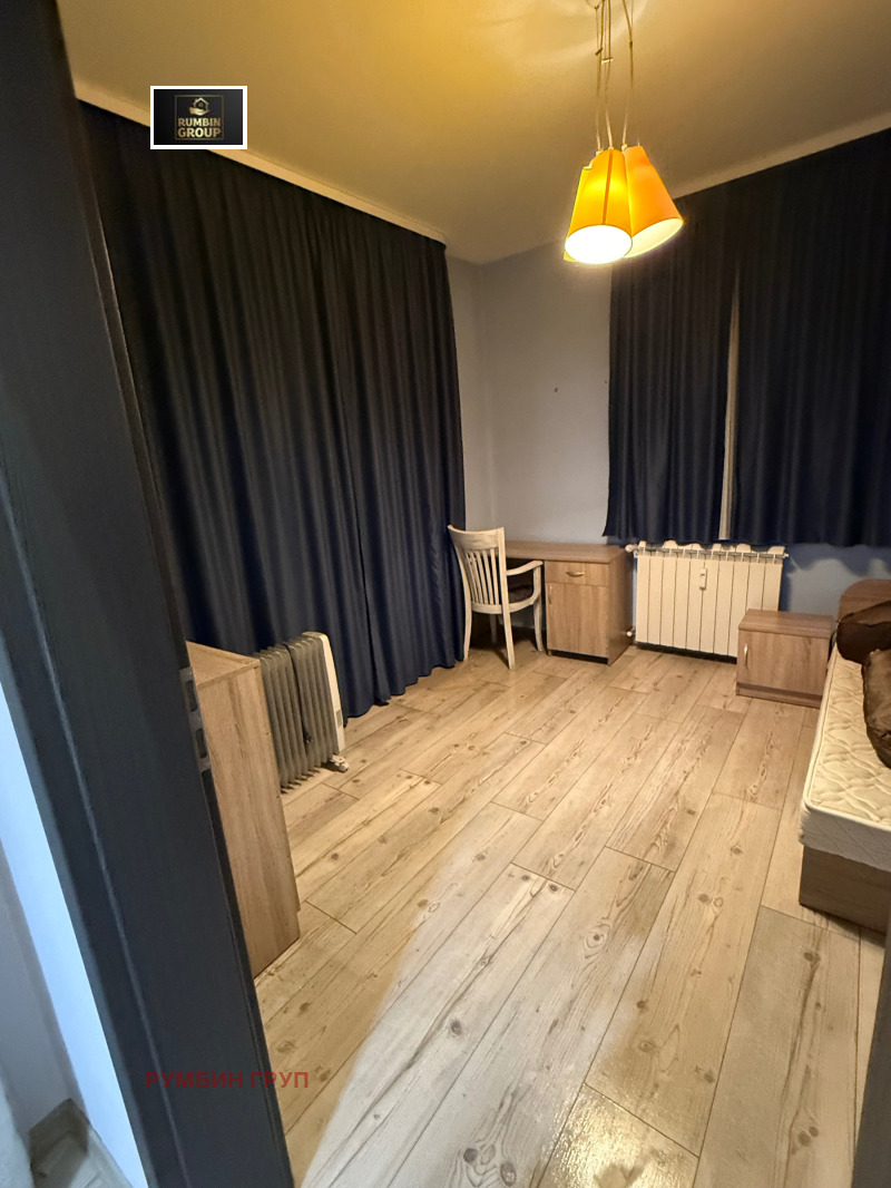 Дава под наем 4-СТАЕН, гр. София, Център, снимка 4 - Апартаменти - 52394488