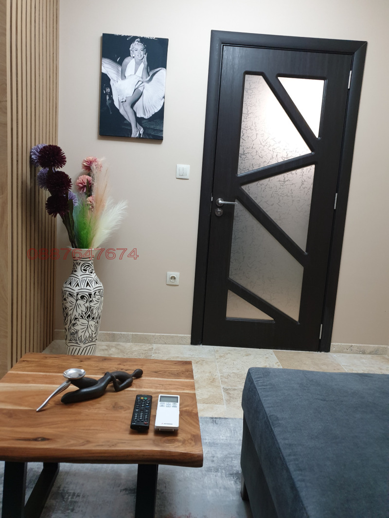 Дава под наем 2-СТАЕН, гр. Хасково, Център, снимка 13 - Апартаменти - 52802765