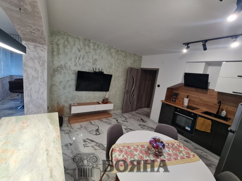 K pronájmu  2 ložnice Ruse , Vazraždane , 80 m2 | 85427093 - obraz [3]