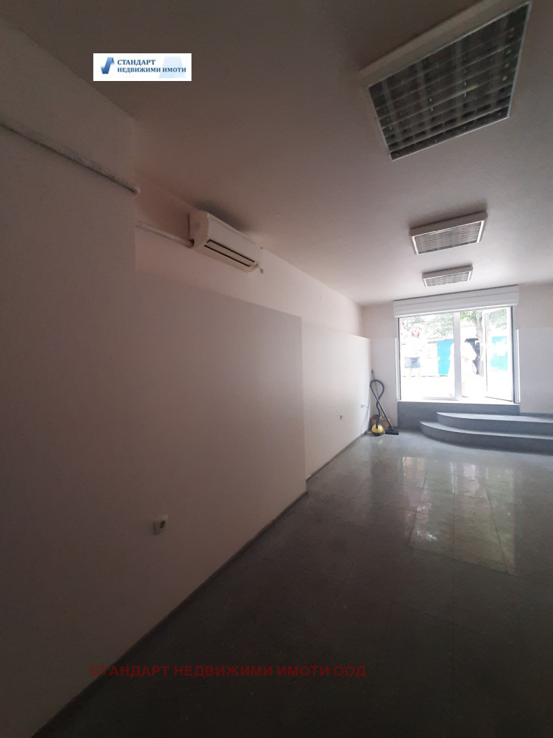 Дава под наем ОФИС, гр. Пловдив, Център, снимка 2 - Офиси - 52474142