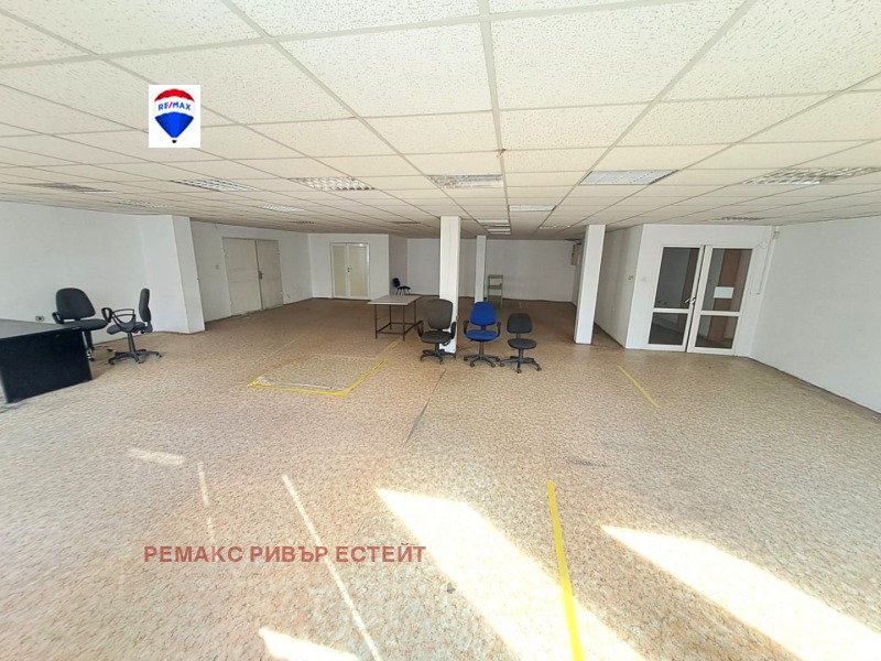 Дава под наем ПРОМ. ПОМЕЩЕНИЕ, гр. Русе, Родина 1, снимка 4 - Производствени сгради - 52214247