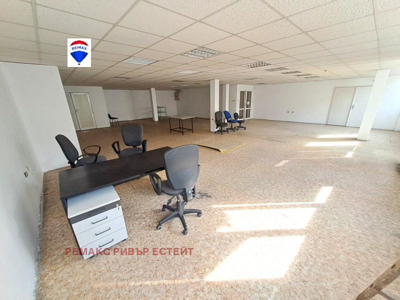 Дава под наем ПРОМ. ПОМЕЩЕНИЕ, гр. Русе, Родина 1, снимка 5 - Производствени сгради - 52214247