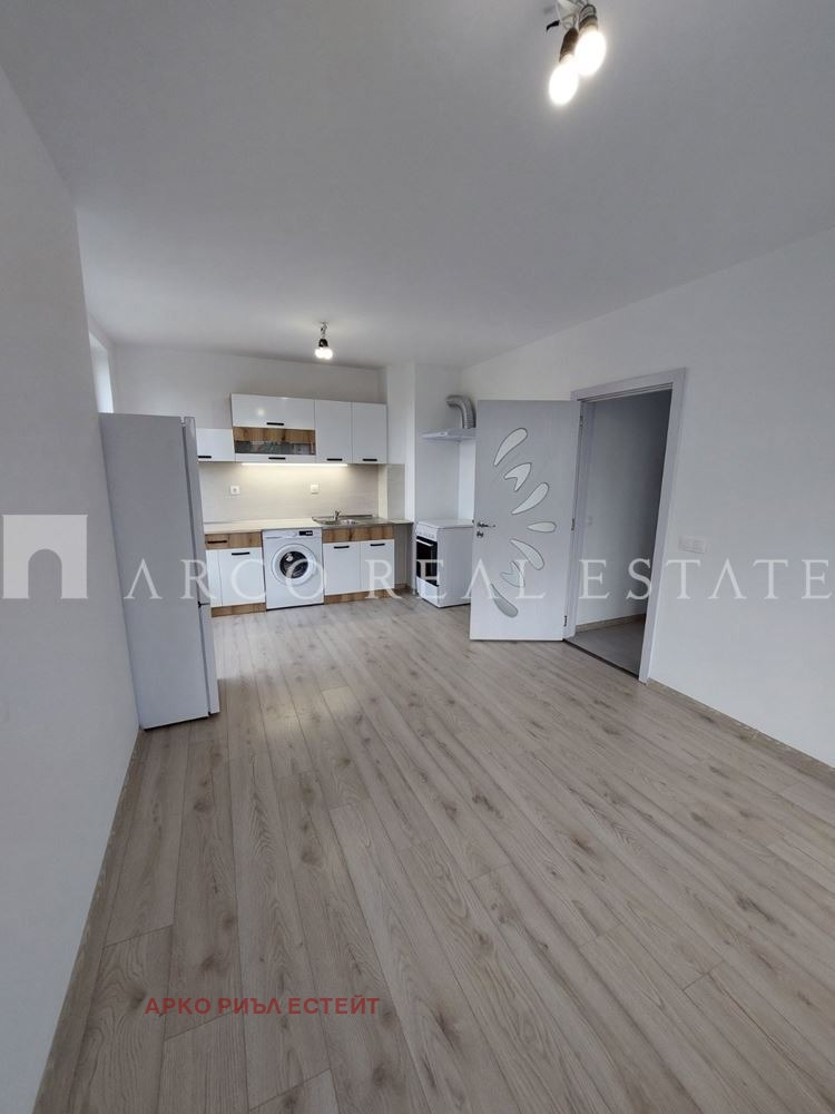 Para alugar  1 quarto Sofia , Poduiane , 64 m² | 16552887