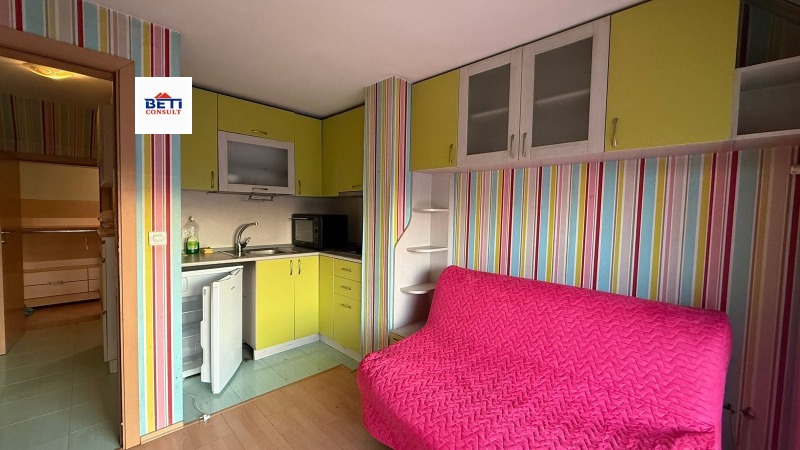 Под наем АТЕЛИЕ, ТАВАН, град София, Център • 380 € / 743.22 лв. • 32847979 1