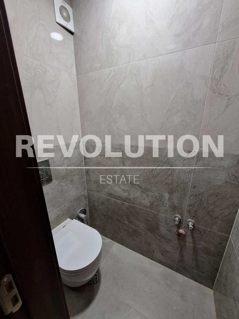 Da affittare  3 camere da letto Plovdiv , Marasha , 120 mq | 65481245 - Immagine [10]