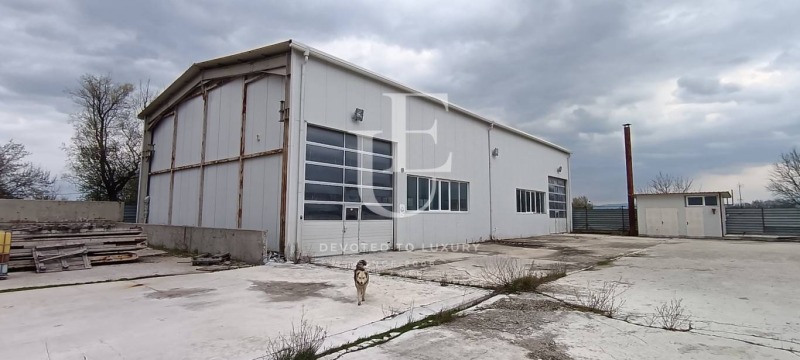Kiadó  Ipari épület Sofia , Negovan , 520 négyzetméter | 32289798