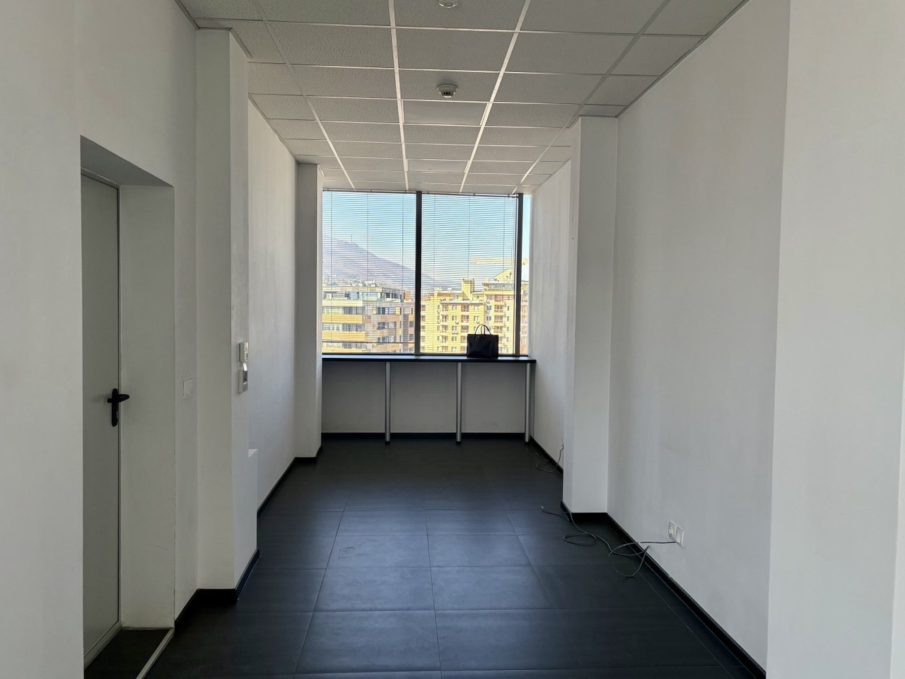 Дава под наем ОФИС, гр. София, Малинова долина, снимка 3 - Офиси - 53857530