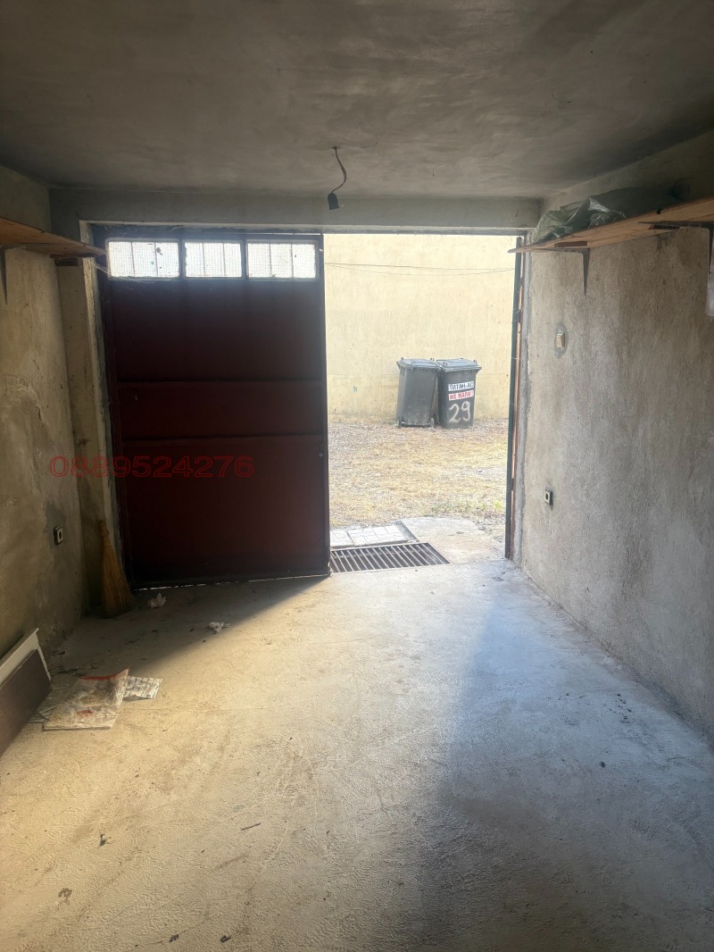 Дава под наем ГАРАЖ, ПАРКОМЯСТО, гр. Варна, Зимно кино Тракия