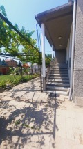 Под наем КЪЩА, област Пловдив, с. Скутаре • 1250 € • 41183542 — Holmes.bg
