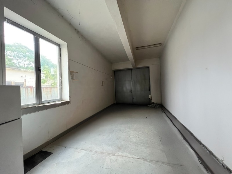 Do wynajęcia  Budynek przemysłowy Sofia , Woenna rampa , 1540 mkw | 43710270 - obraz [9]