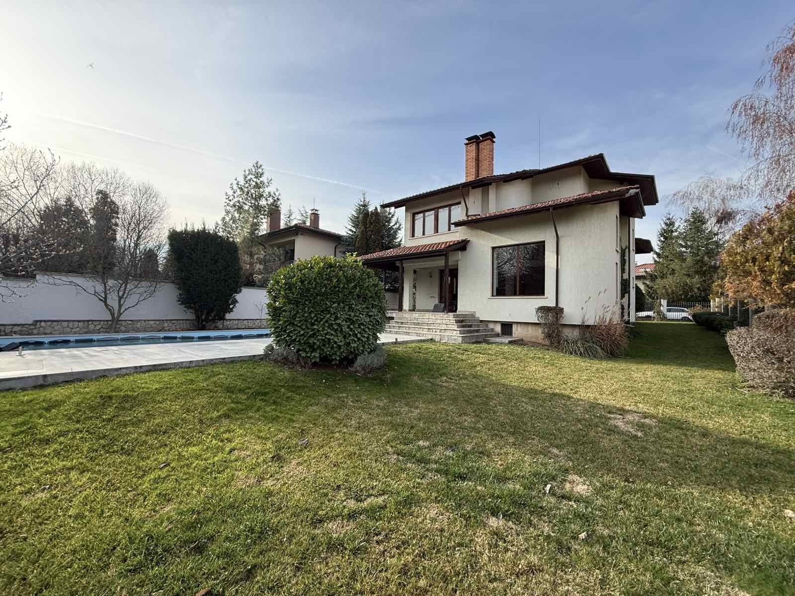 Дава под наем КЪЩА, гр. София, в.з.Американски колеж