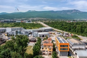 K pronájmu  Kancelář Sofia , Mladost 4 , 270 m2 | 15400412 - obraz [2]