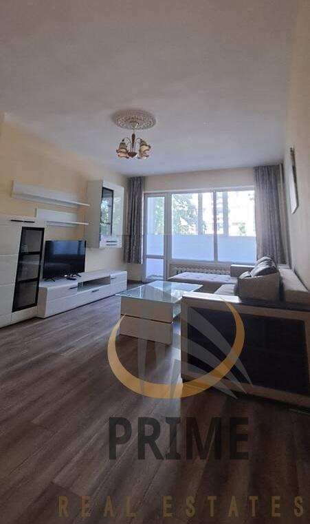 Da affittare  1 camera da letto Burgas , Slavejkov , 70 mq | 37978277