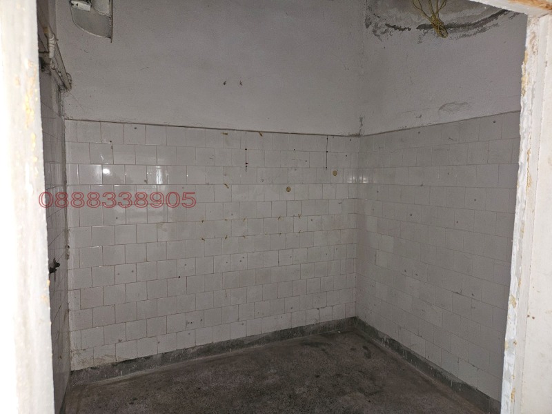 Дава под наем ПРОМ. ПОМЕЩЕНИЕ, гр. Павликени, област Велико Търново, снимка 16 - Производствени сгради - 52797063