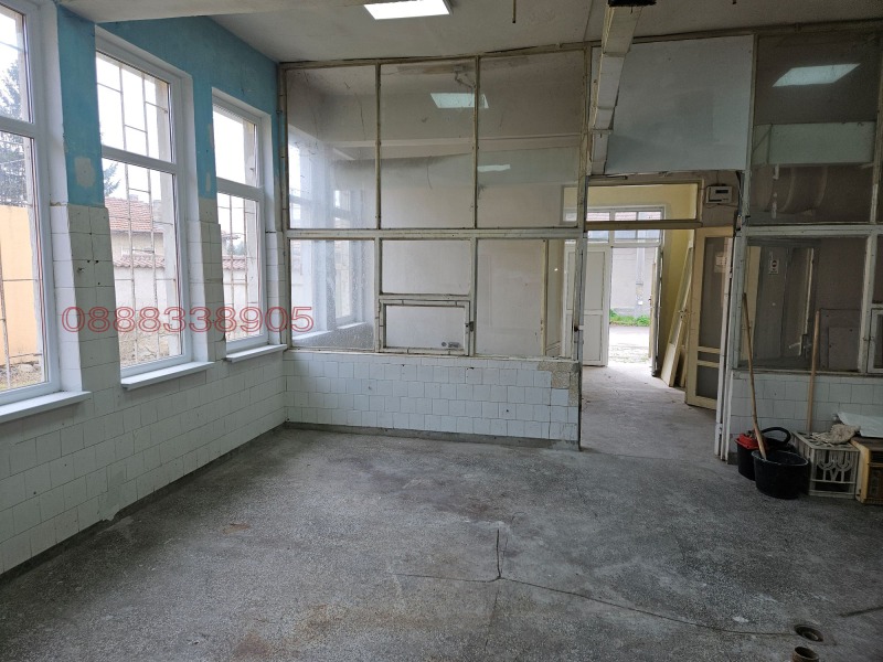 Дава под наем ПРОМ. ПОМЕЩЕНИЕ, гр. Павликени, област Велико Търново, снимка 8 - Производствени сгради - 52797063