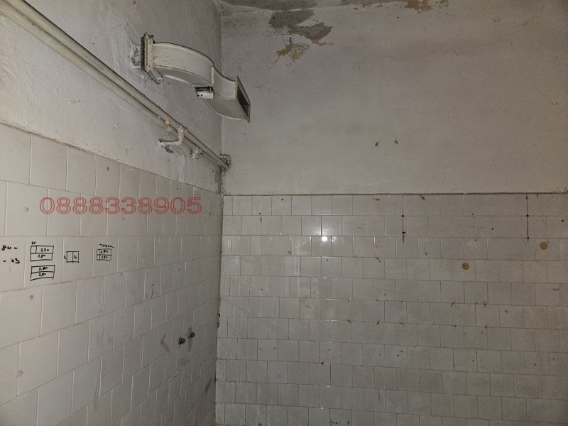 Дава под наем ПРОМ. ПОМЕЩЕНИЕ, гр. Павликени, област Велико Търново, снимка 17 - Производствени сгради - 52797063