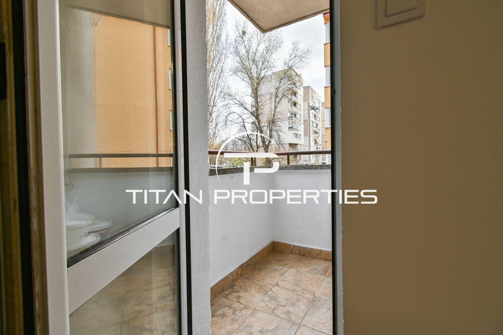 Дава под наем 3-СТАЕН, гр. София, Център, снимка 12 - Апартаменти - 54225393