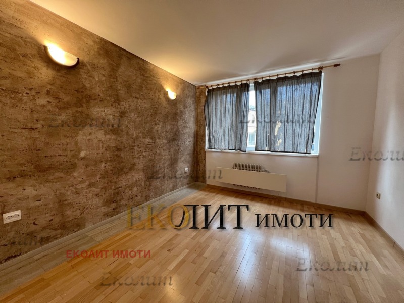 En renta  2 dormitorios Sofia , Jipodruma , 120 metros cuadrados | 16967772 - imagen [5]
