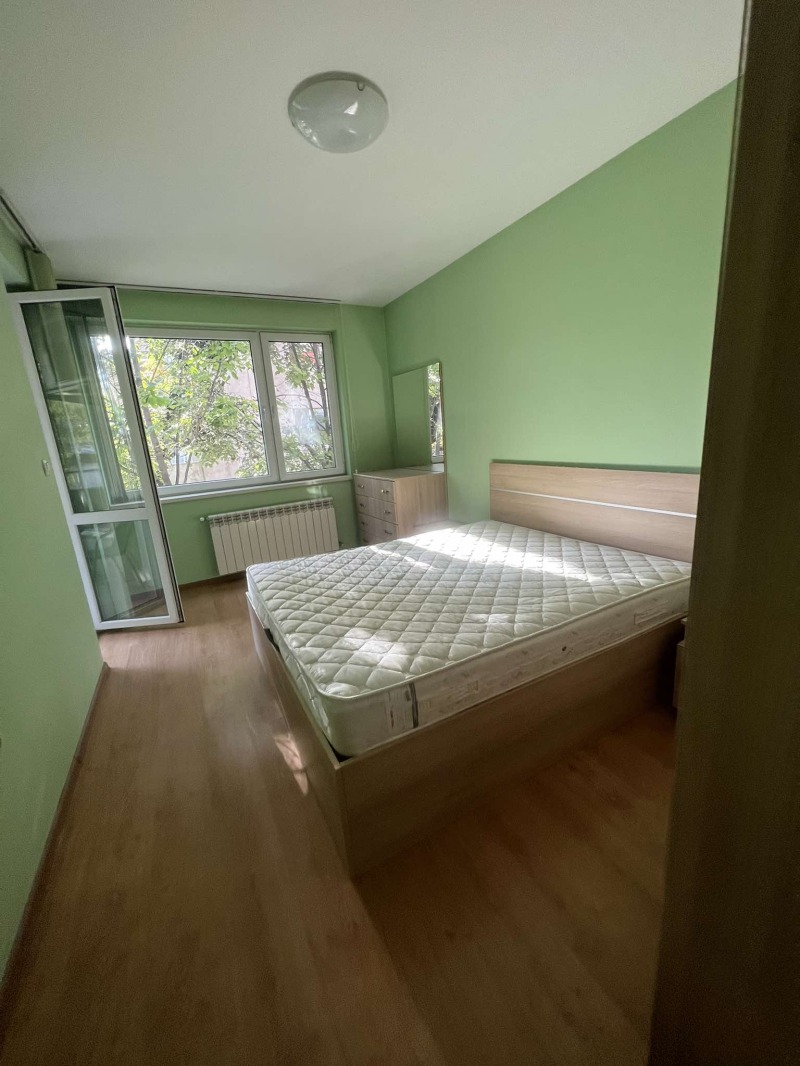 De inchiriat  1 dormitor Plovdiv , Țentâr , 62 mp | 55991611 - imagine [3]