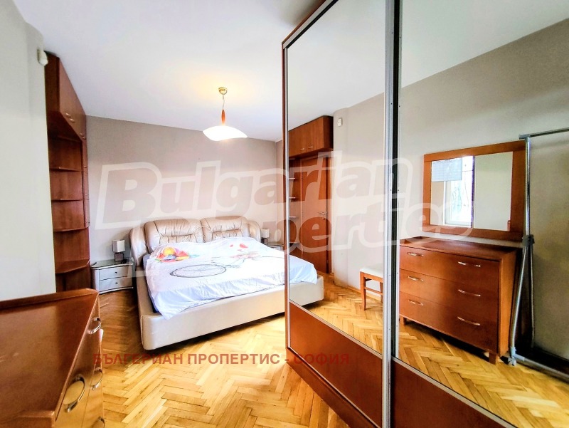 Дава под наем 3-СТАЕН, гр. София, Лозенец, снимка 8 - Апартаменти - 53533848