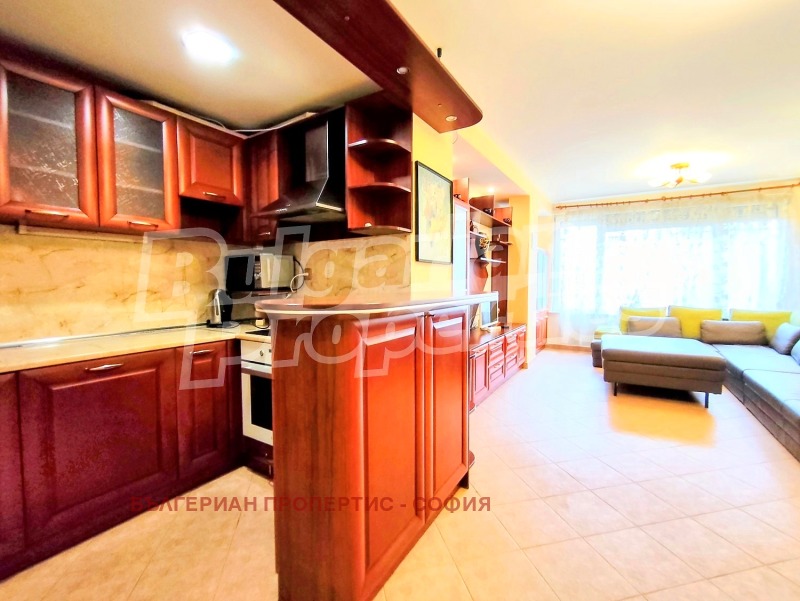 Дава под наем 3-СТАЕН, гр. София, Лозенец, снимка 4 - Апартаменти - 53533848