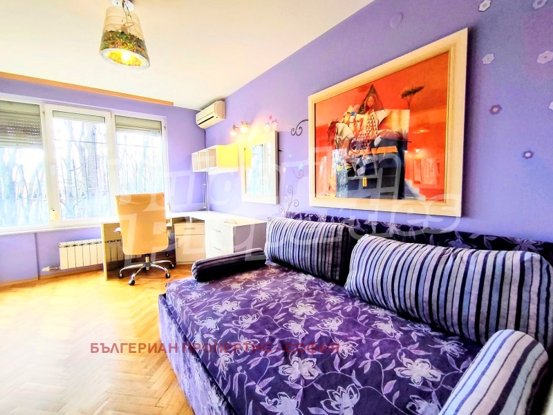 Дава под наем 3-СТАЕН, гр. София, Лозенец, снимка 11 - Апартаменти - 53533848