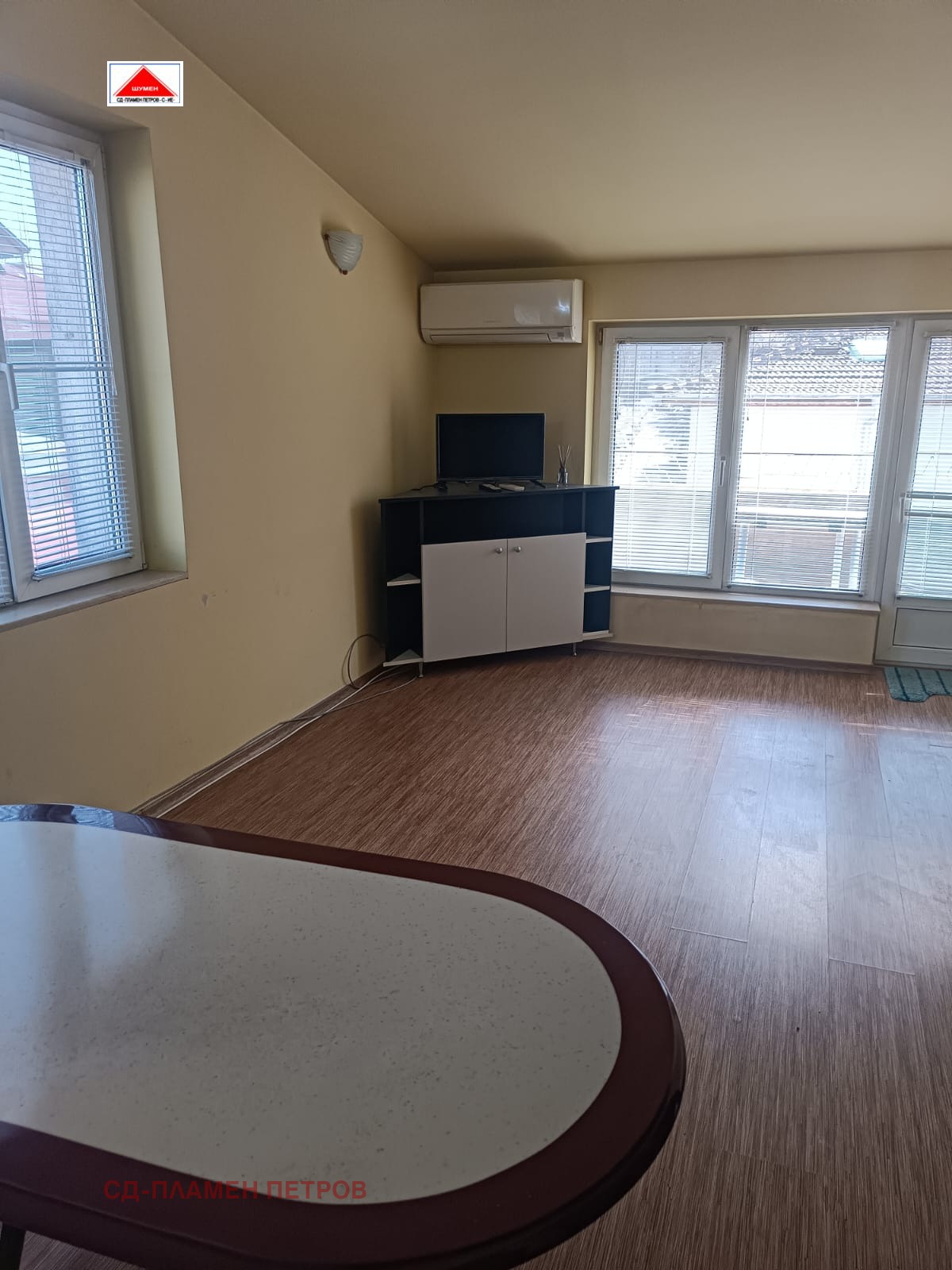 Дава под наем 2-СТАЕН, гр. Шумен, Център, снимка 5 - Апартаменти - 51805655