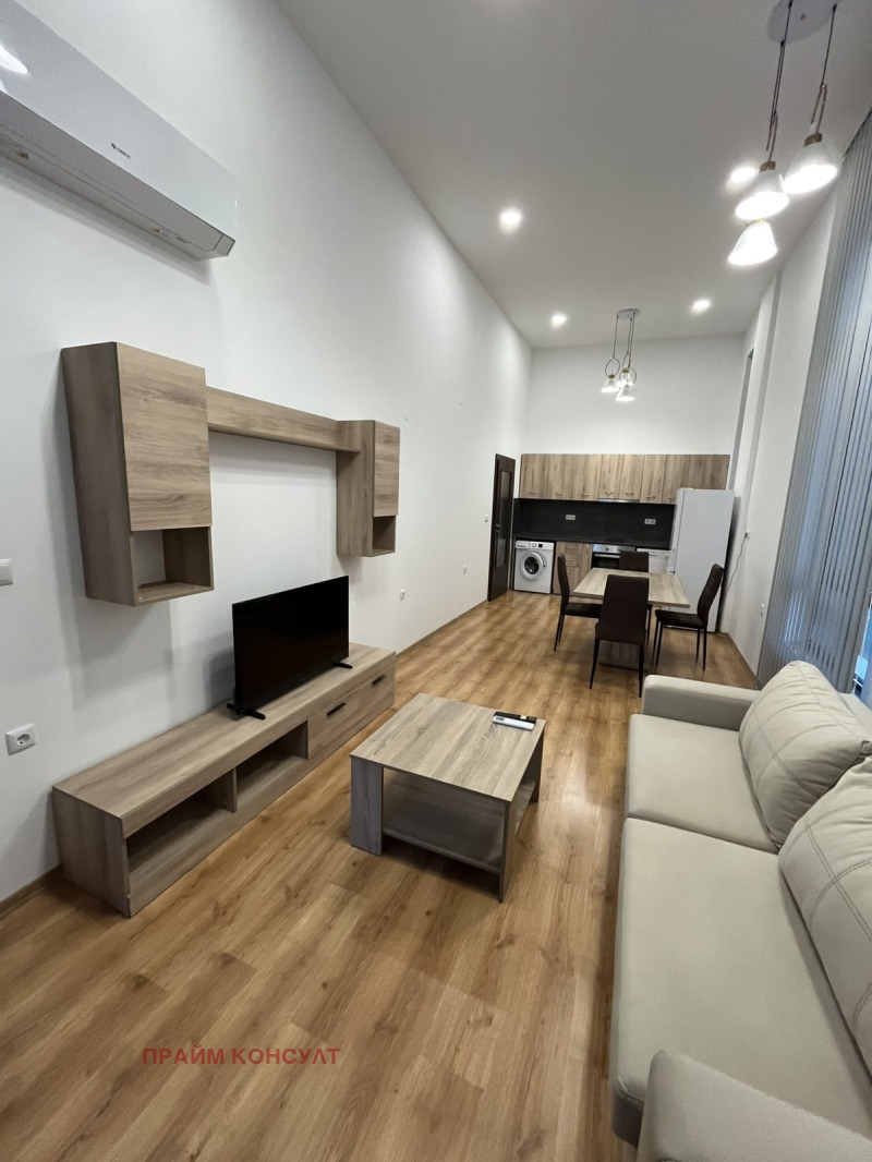 Под наем 2-СТАЕН, град Пловдив, Младежки Хълм • 560 € / 1095.26 лв. • 46412376 1