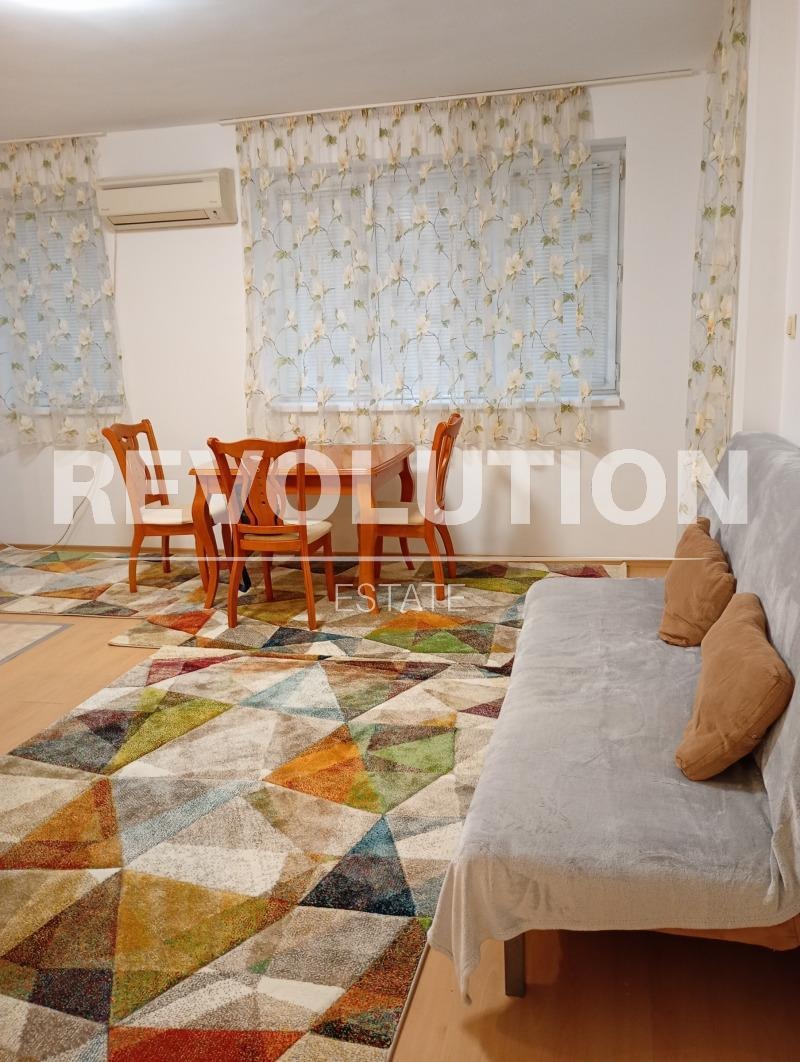 Издаје се  2 спаваће собе Варна , Окражна болница-Генерали , 90 м2 | 97255942 - слика [2]