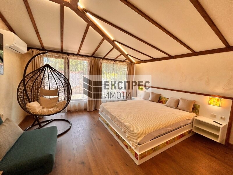 Kiadó  Ház Varna , m-t Zelenika , 250 négyzetméter | 42062034 - kép [7]