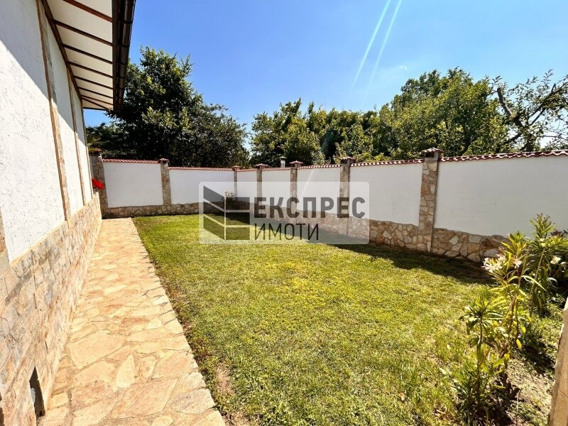 Kiadó  Ház Varna , m-t Zelenika , 250 négyzetméter | 42062034 - kép [14]