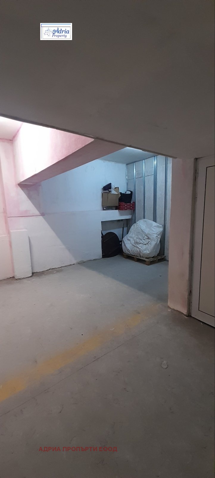 Дава под наем СКЛАД, гр. София, Център