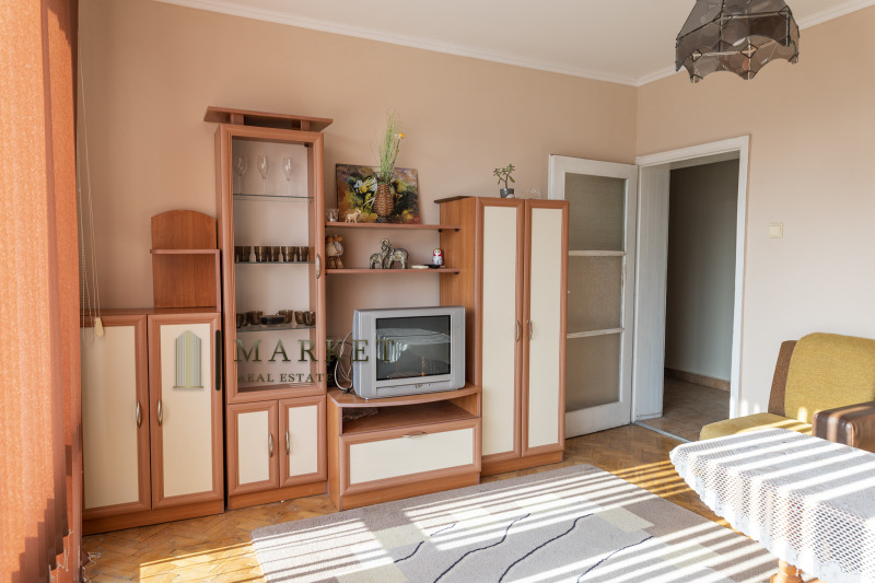 For Rent  1 bedroom Plovdiv , Mladezhki Halm , 65 sq.m | 39153942 - image [4]