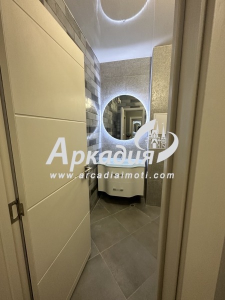 Kiadó  1 hálószoba Plovdiv , Centar , 85 négyzetméter | 45652714 - kép [6]