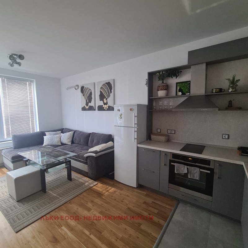 Дава под Наем 2-СТАЕН в град София, Изгрев - 60 кв.м / 670 € » 1 310.41 лв., ЛЪКИ ЕООД- НЕДВИЖИМИ ИМОТИ