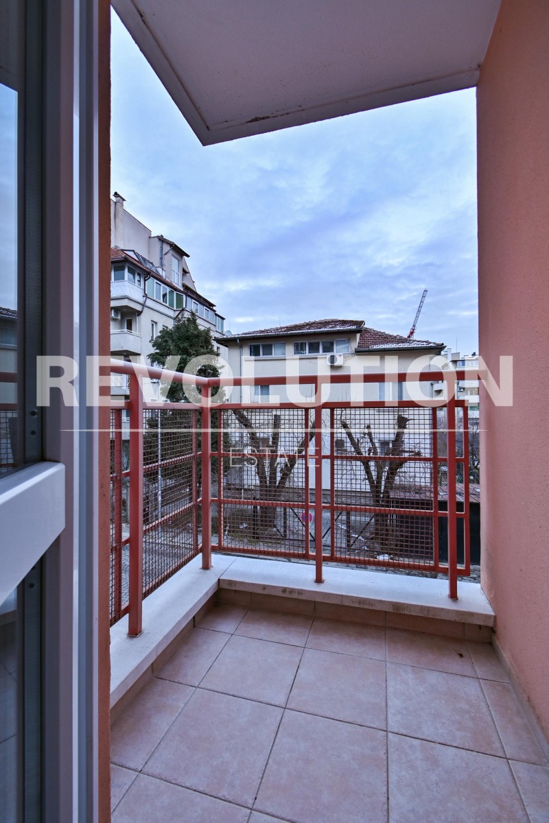 K pronájmu  2 ložnice Sofia , Chladilnika , 96 m2 | 77631676 - obraz [16]