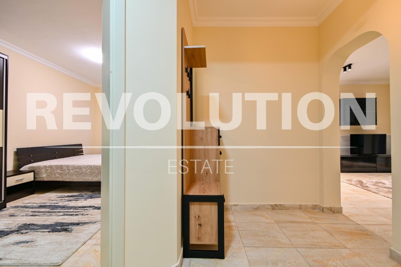 K pronájmu  2 ložnice Sofia , Chladilnika , 96 m2 | 77631676 - obraz [8]