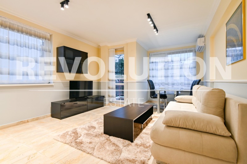 K pronájmu  2 ložnice Sofia , Chladilnika , 96 m2 | 77631676