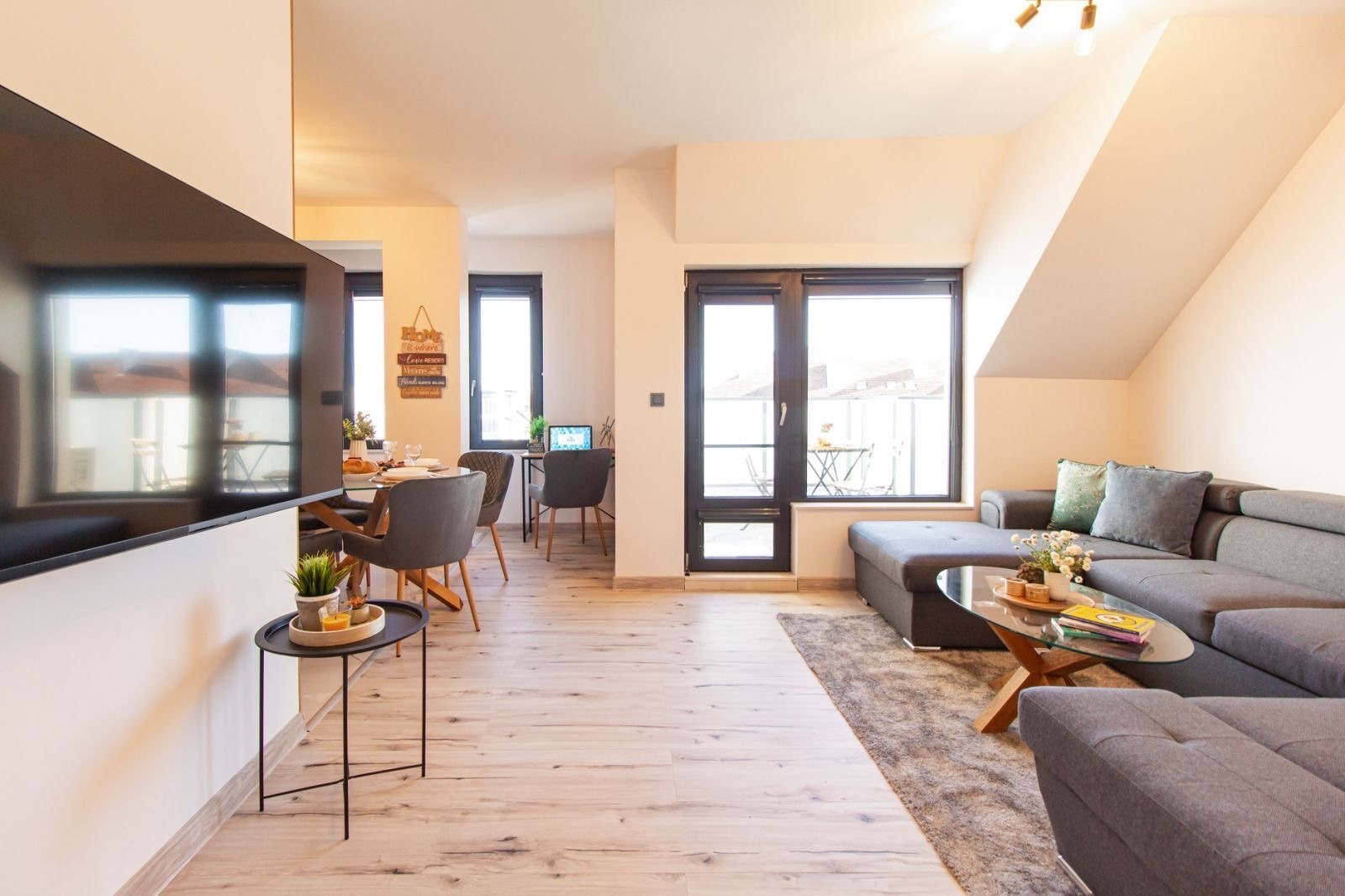 Дава под наем 3-СТАЕН, гр. Пловдив, Кършияка, снимка 2 - Апартаменти - 53742741