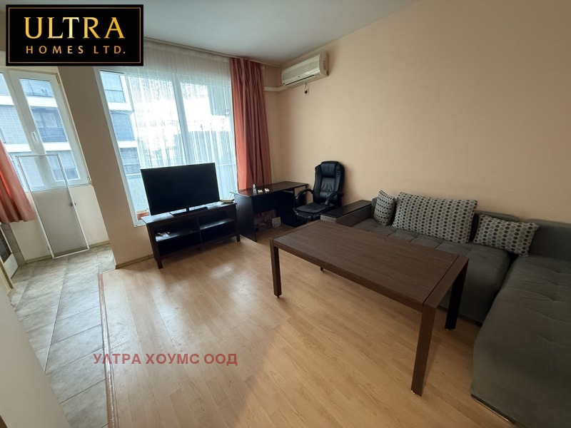 Kiadó  1 hálószoba Burgas , Centar , 55 négyzetméter | 28344657