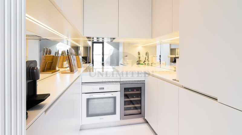 Дава под наем 4-СТАЕН, гр. София, Иван Вазов, снимка 3 - Апартаменти - 52748576