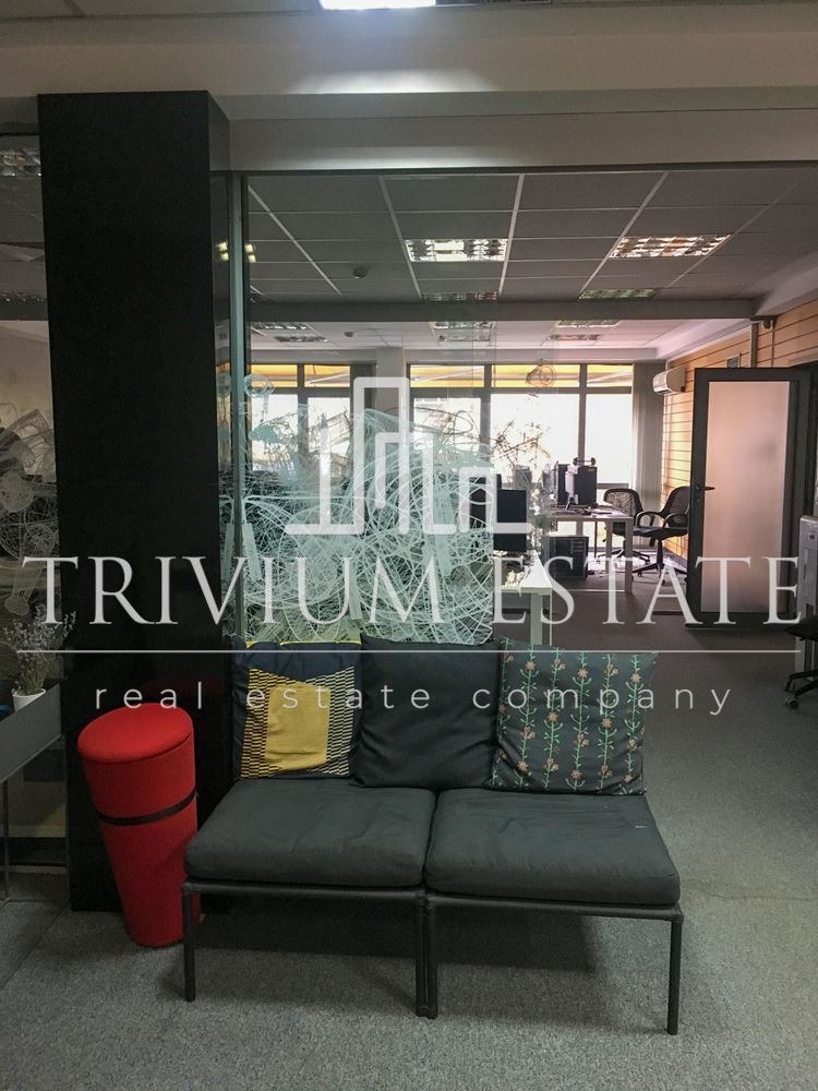Da affittare  Ufficio Plovdiv , Tsentar , 222 mq | 50610305 - Immagine [4]