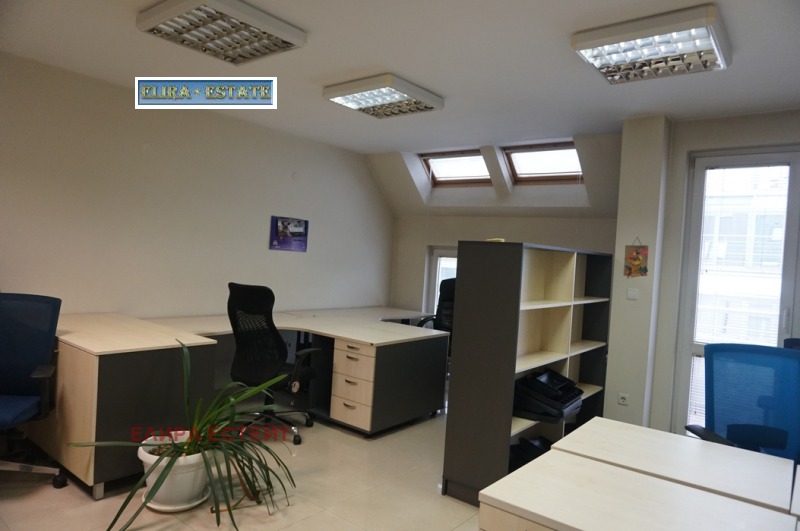 Под наем ОФИС, град София, Център • 890 € / 1740.69 лв. • 60065988 1