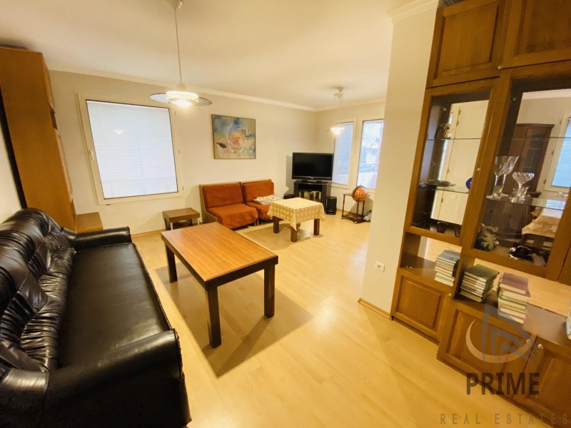 Vuokrattavana  2 makuuhuonetta Burgas , Vazraždane , 130 neliömetriä | 50914460 - kuva [3]
