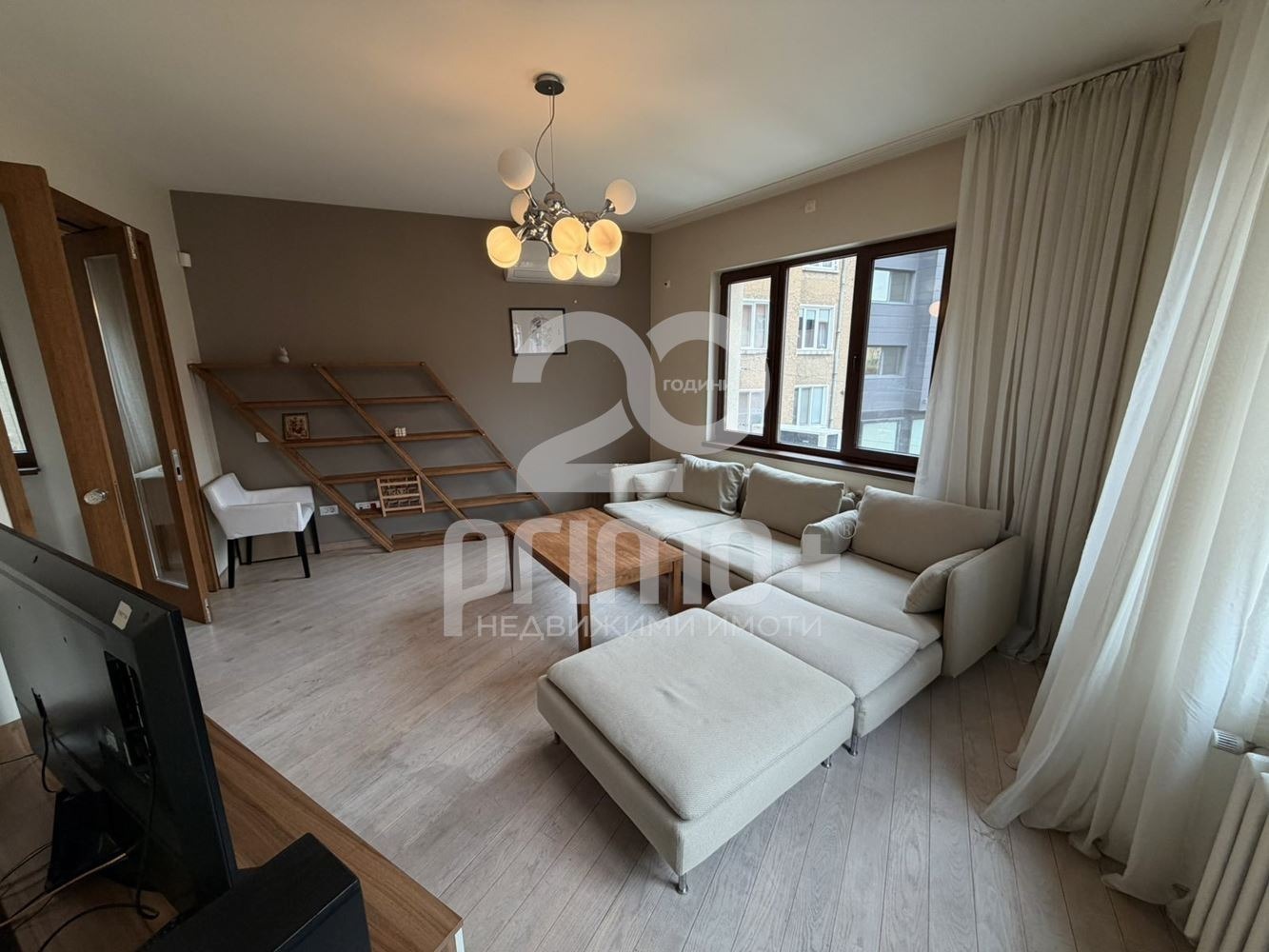 Дава под наем 3-СТАЕН, гр. София, Център