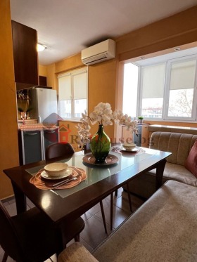 ���� ��� ���� 4-����� | Imot.bg � ����� ������ 12