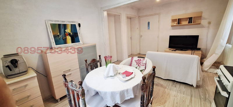 Дава под наем КЪЩА, гр. Перник, Център, снимка 4 - Къщи - 52809456